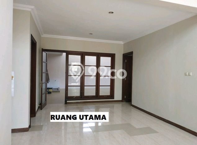 Disewakan Rumah Harga Terjangkau di Citraland Surabaya dengan 3 KT Disewakan Rumah Harga Terjangkau di Citraland Surabaya dengan 3 KT