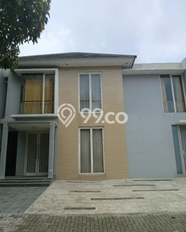 Rumah di , Akses ke Mall, 4 KT Rumah di , Akses ke Mall, 4 KT