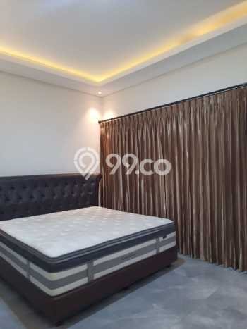 Rumah Sewa Surabaya LT 160m2 LB 180m2 Area Citraland Rumah Sewa Surabaya LT 160m2 LB 180m2 Area Citraland