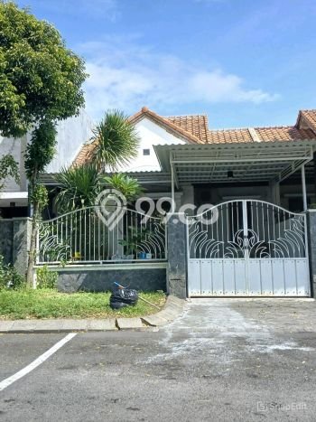Rumah Disewakan Surabaya LT 160m2 LB 100m2 Kawasan Citraland Rumah Disewakan Surabaya LT 160m2 LB 100m2 Kawasan Citraland