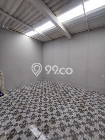 Disewakan! Rumah 3 Kamar Tidur &
2 Kamar Mandi di Citraland, Surabaya Disewakan! Rumah 3 Kamar Tidur &
2 Kamar Mandi di Citraland, Surabaya