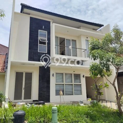 Disewakan! Rumah 3 Kamar Tidur &
2 Kamar Mandi di Citraland, Surabaya Disewakan! Rumah 3 Kamar Tidur &
2 Kamar Mandi di Citraland, Surabaya