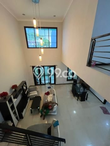 Disewakan! Rumah 4 Kamar Tidur &
3 Kamar Mandi di Citraland, Surabaya Disewakan! Rumah 4 Kamar Tidur &
3 Kamar Mandi di Citraland, Surabaya