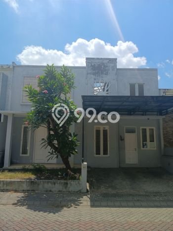 Rumah sewa siap pakai 3 KT di Citraland, Surabaya Rumah sewa siap pakai 3 KT di Citraland, Surabaya