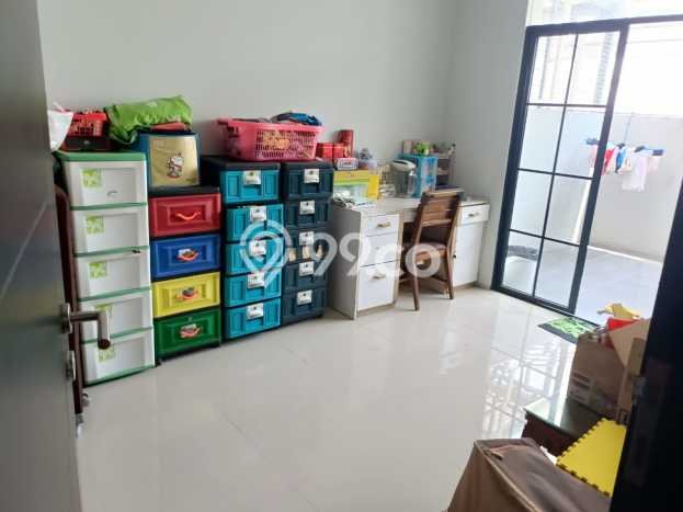 Jarang Ada! Rumah Sewa 4 Kamar Nyaman Siap Huni Citraland Jarang Ada! Rumah Sewa 4 Kamar Nyaman Siap Huni Citraland