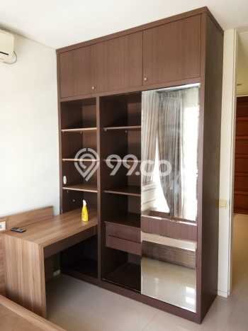 Rumah sewa siap huni 4 Kamar Tidur di Citraland, Surabaya Rumah sewa siap huni 4 Kamar Tidur di Citraland, Surabaya