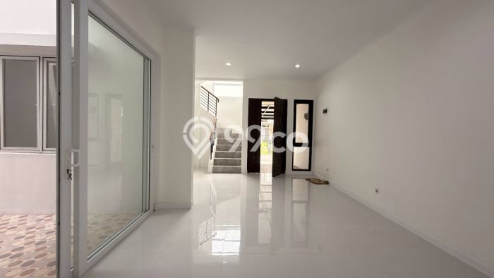 Rumah Mewah LB 170m2 Siap Huni Desain Elegan di BSD City, Tangerang Rumah Mewah LB 170m2 Siap Huni Desain Elegan di BSD City, Tangerang