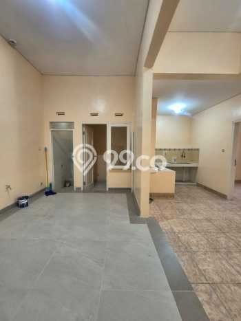 Jarang Ada! Rumah Kontrakan 4 Kamar Nyaman Siap Huni Gading Serpong Jarang Ada! Rumah Kontrakan 4 Kamar Nyaman Siap Huni Gading Serpong