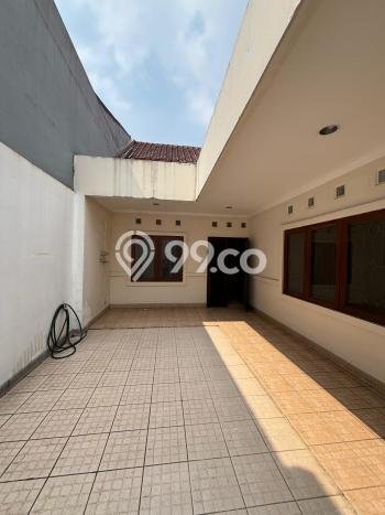 Rumah Minimalis 3 KT di Villa Melati Mas Tangerang Selatan Unfurnished Rumah Minimalis 3 KT di Villa Melati Mas Tangerang Selatan Unfurnished