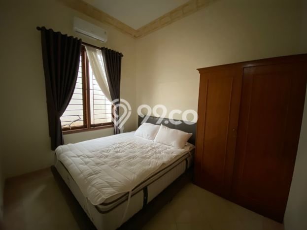 HOT DEAL! Dijual Rumah Premium di BSD Nusaloka, Tangerang, LT 102m² Luas Bangunan 99m² HOT DEAL! Dijual Rumah Premium di BSD Nusaloka, Tangerang, LT 102m² Luas Bangunan 99m²