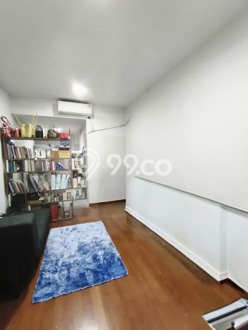 Jual Rumah Mewah Elegan Dengan View Eksklusif di Meruya, Jakarta Barat Jual Rumah Mewah Elegan Dengan View Eksklusif di Meruya, Jakarta Barat