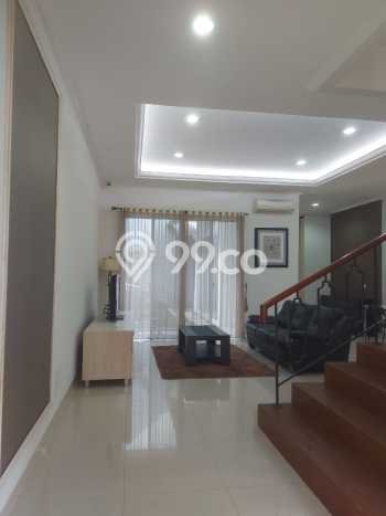 Rumah Luxury Modern Tanpa Renovasi di BSD City Tangerang Rumah Luxury Modern Tanpa Renovasi di BSD City Tangerang