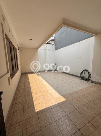 Rumah Minimalis 3 KT di Villa Melati Mas Tangerang Selatan Unfurnished Rumah Minimalis 3 KT di Villa Melati Mas Tangerang Selatan Unfurnished