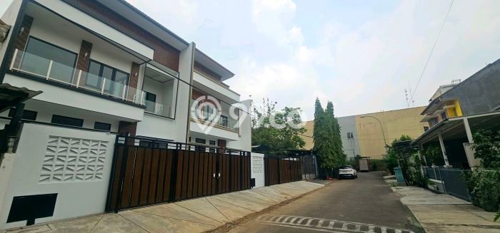 Hunian Super Mewah dengan Akses Paling Strategis di BSD, Tangerang Hunian Super Mewah dengan Akses Paling Strategis di BSD, Tangerang