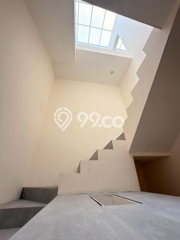 For Sale! Luxury House LT 291m2 Desain Modern di Alam Sutera For Sale! Luxury House LT 291m2 Desain Modern di Alam Sutera