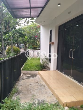 Dijual Rumah Mewah Megah Dengan View Cantik di Bintaro, Tangerang Selatan Dijual Rumah Mewah Megah Dengan View Cantik di Bintaro, Tangerang Selatan