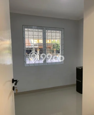 Dijual Hunian Rumah Terawat 3 Kamar di Modernland, Tangerang Dijual Hunian Rumah Terawat 3 Kamar di Modernland, Tangerang
