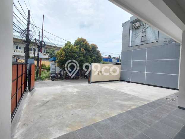 For Sale Rumah 1 Kamar Lokasi Ideal Bagus dan Strategis di Cipondoh For Sale Rumah 1 Kamar Lokasi Ideal Bagus dan Strategis di Cipondoh