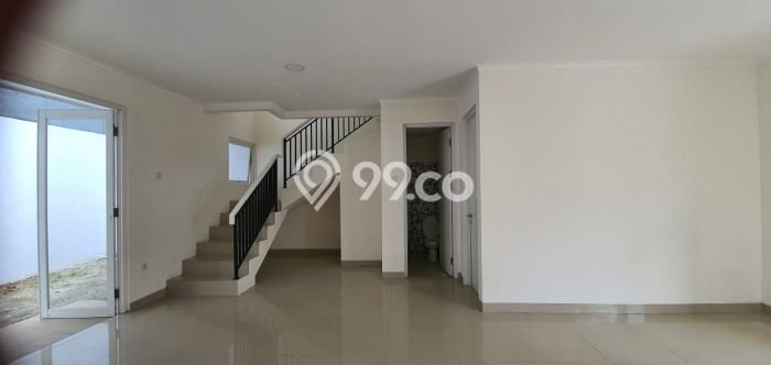 Rumah Mewah LB 173m2 Siap Huni Desain Elegan di Modernland, Tangerang Rumah Mewah LB 173m2 Siap Huni Desain Elegan di Modernland, Tangerang