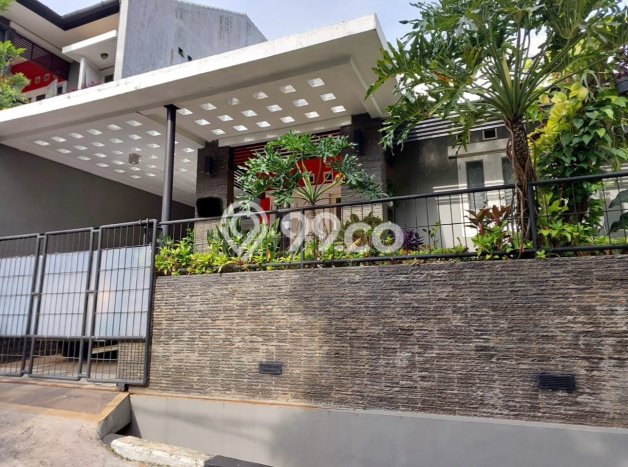 Rumah Strategis Modern Lb 140m2 di Cinere, Depok Rumah Strategis Modern Lb 140m2 di Cinere, Depok