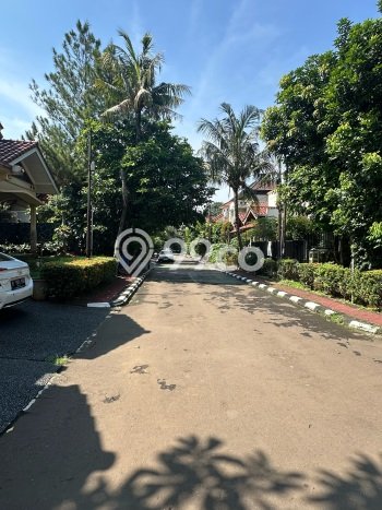 Rumah Modern LB/LT 240m2/240m2 Siap Huni di Margonda, Depok Rumah Modern LB/LT 240m2/240m2 Siap Huni di Margonda, Depok