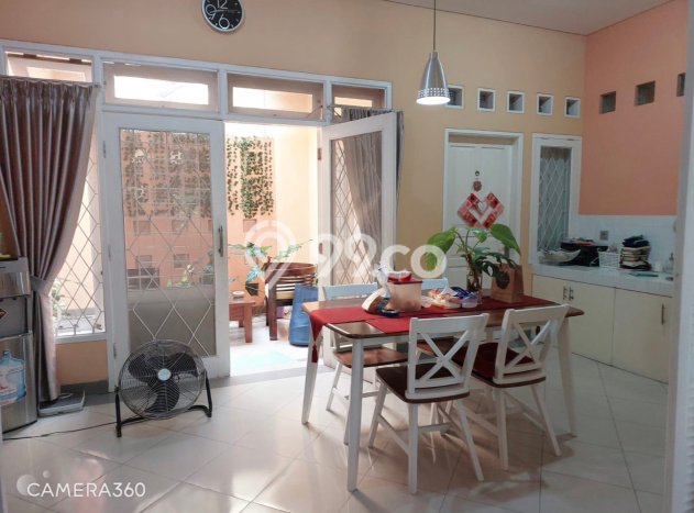 Rumah Strategis Modern Lb 140m2 di Cinere, Depok Rumah Strategis Modern Lb 140m2 di Cinere, Depok