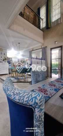 Rumah Luxury Modern Tanpa Renovasi di Setra Duta Bandung Rumah Luxury Modern Tanpa Renovasi di Setra Duta Bandung