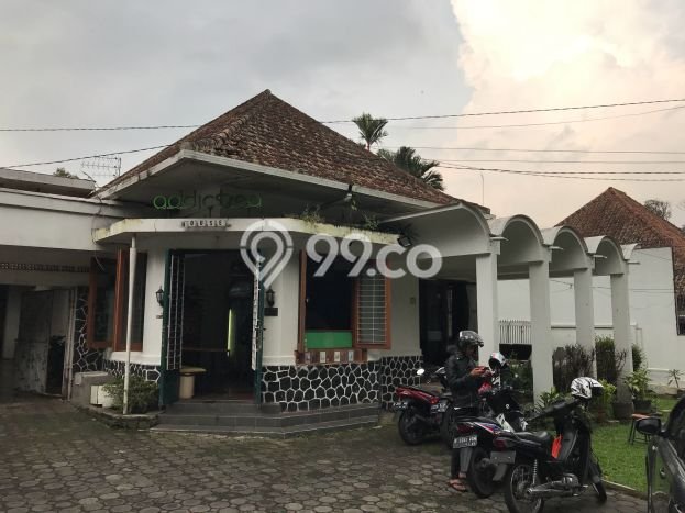 Rumah Mewah LB 1000m2 Siap Huni Desain Elegan di Bandung Kota, Bandung Rumah Mewah LB 1000m2 Siap Huni Desain Elegan di Bandung Kota, Bandung