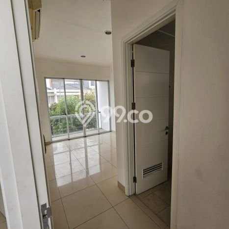 Siap Huni Rumah Mewah 3 Kamar di Cengkareng Dekat ke Mana Pun Siap Huni Rumah Mewah 3 Kamar di Cengkareng Dekat ke Mana Pun