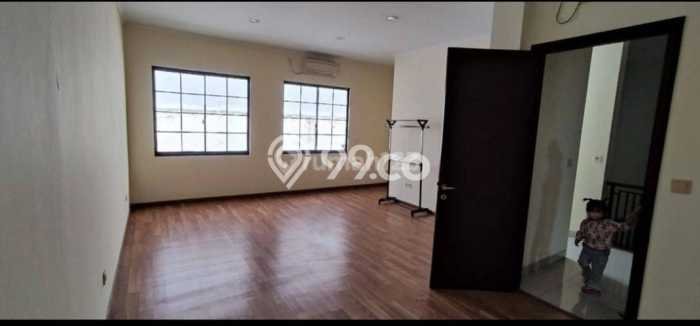 For Sale Rumah Mewah Exclusive di Cengkareng, Jakarta Barat For Sale Rumah Mewah Exclusive di Cengkareng, Jakarta Barat