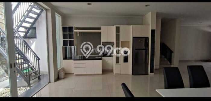 For Sale Rumah Mewah Exclusive di Cengkareng, Jakarta Barat For Sale Rumah Mewah Exclusive di Cengkareng, Jakarta Barat