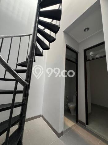 Ready to Use! Luxury House LT 150m2 Desain Elegan di Pantai Indah Kapuk 2 Ready to Use! Luxury House LT 150m2 Desain Elegan di Pantai Indah Kapuk 2