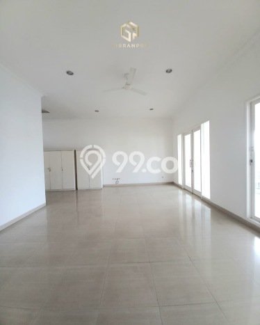 Disewakan Rumah Nyaman di Kemang LT 875m2 / LB 500m2 Siap Huni Disewakan Rumah Nyaman di Kemang LT 875m2 / LB 500m2 Siap Huni