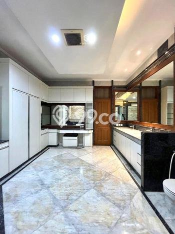 Disewakan Rumah Nyaman di Pondok Indah LT 500m2 / LB 650m2 Siap Huni Disewakan Rumah Nyaman di Pondok Indah LT 500m2 / LB 650m2 Siap Huni