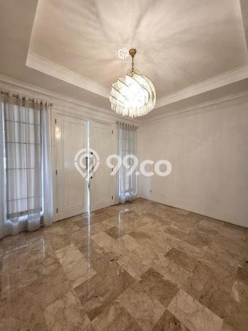Rumah Kondisi Baik Disewakan di Cipete, Jakarta Selatan LT 590m2, LB 350m2 Rumah Kondisi Baik Disewakan di Cipete, Jakarta Selatan LT 590m2, LB 350m2