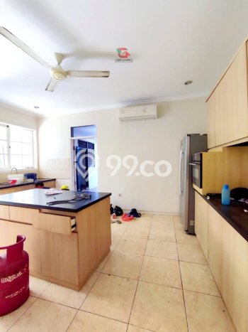 Jarang Ada! Rumah Sewa 4 Kamar Bagus Siap Huni Kemang Jarang Ada! Rumah Sewa 4 Kamar Bagus Siap Huni Kemang