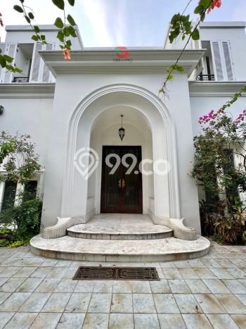 Rumah Bagus Disewakan di Kuningan, Jakarta Selatan LT 800m2, LB 700m2 Rumah Bagus Disewakan di Kuningan, Jakarta Selatan LT 800m2, LB 700m2