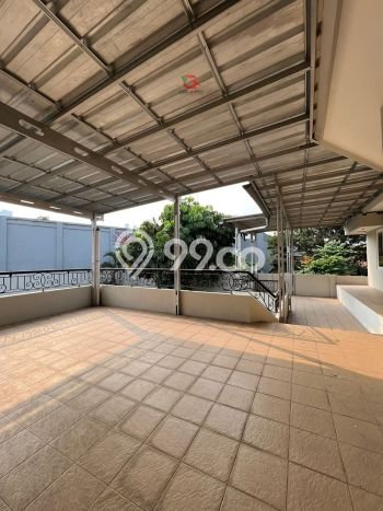 Rumah 5 Kamar Lengkap Disewakan di Menteng Harga Kompetitif Rumah 5 Kamar Lengkap Disewakan di Menteng Harga Kompetitif