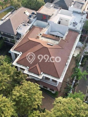 Sewa Rumah Nyaman LT 1039m2 / LB 1500m2 di Kuningan, Jakarta Selatan Sewa Rumah Nyaman LT 1039m2 / LB 1500m2 di Kuningan, Jakarta Selatan