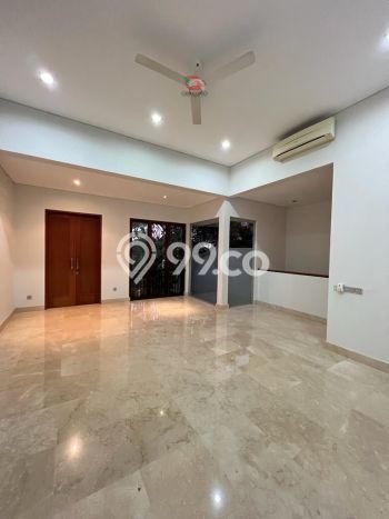 Hunian Modern Disewakan di Cipete Jakarta Selatan 4 KT & 4 KM Hunian Modern Disewakan di Cipete Jakarta Selatan 4 KT & 4 KM