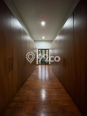 Hunian Modern Disewakan di Cipete Jakarta Selatan 4 KT & 4 KM Hunian Modern Disewakan di Cipete Jakarta Selatan 4 KT & 4 KM