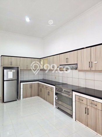 Jarang Ada! Rumah Sewa 4 Kamar Nyaman Siap Huni Pondok Indah Jarang Ada! Rumah Sewa 4 Kamar Nyaman Siap Huni Pondok Indah