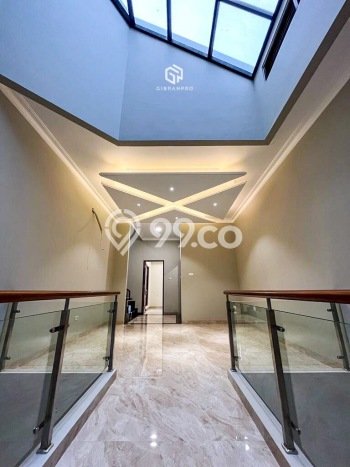 For Sale Rumah Mewah Exclusive di Pesanggrahan, Jakarta Selatan For Sale Rumah Mewah Exclusive di Pesanggrahan, Jakarta Selatan
