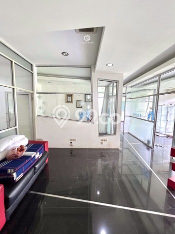 FOR RENT! Ruko di Kemang Cocok untuk Bisnis 1080m2 FOR RENT! Ruko di Kemang Cocok untuk Bisnis 1080m2