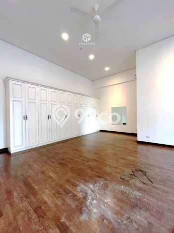 Disewakan Rumah Strategis LT 800m2 / LB 500m2 di Kemang, Jakarta Selatan Disewakan Rumah Strategis LT 800m2 / LB 500m2 di Kemang, Jakarta Selatan