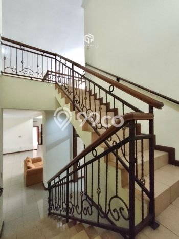 Disewakan Rumah Konsep Minimalis di Cilandak Jakarta Selatan dengan 5 Kamar Disewakan Rumah Konsep Minimalis di Cilandak Jakarta Selatan dengan 5 Kamar