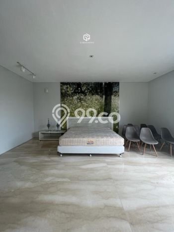 Sewa Rumah Strategis di Cipete LT 300m2 / LB 600m2 Siap Huni Sewa Rumah Strategis di Cipete LT 300m2 / LB 600m2 Siap Huni