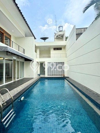 Sewa Rumah Harga Terjangkau di Pondok Indah Jakarta Selatan Punya 5 Kamar Tidur Sewa Rumah Harga Terjangkau di Pondok Indah Jakarta Selatan Punya 5 Kamar Tidur