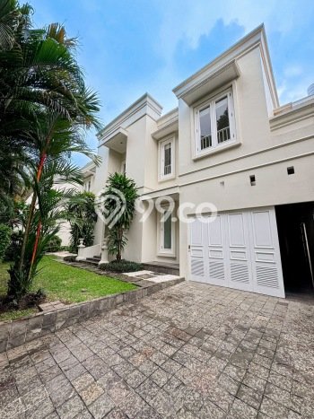 Sewa Rumah Nyaman LT 650m2 / LB 700m2 di Pondok Indah, Jakarta Selatan Sewa Rumah Nyaman LT 650m2 / LB 700m2 di Pondok Indah, Jakarta Selatan