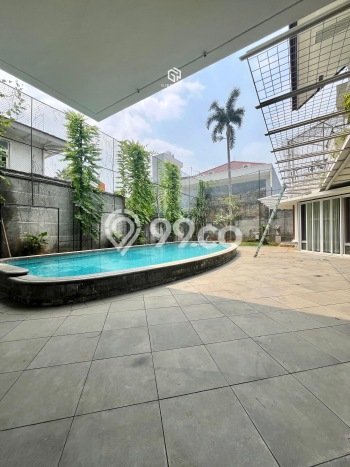 Disewakan Rumah Nyaman di Pondok Indah LT 700m2 / LB 1000m2 Siap Huni Disewakan Rumah Nyaman di Pondok Indah LT 700m2 / LB 1000m2 Siap Huni